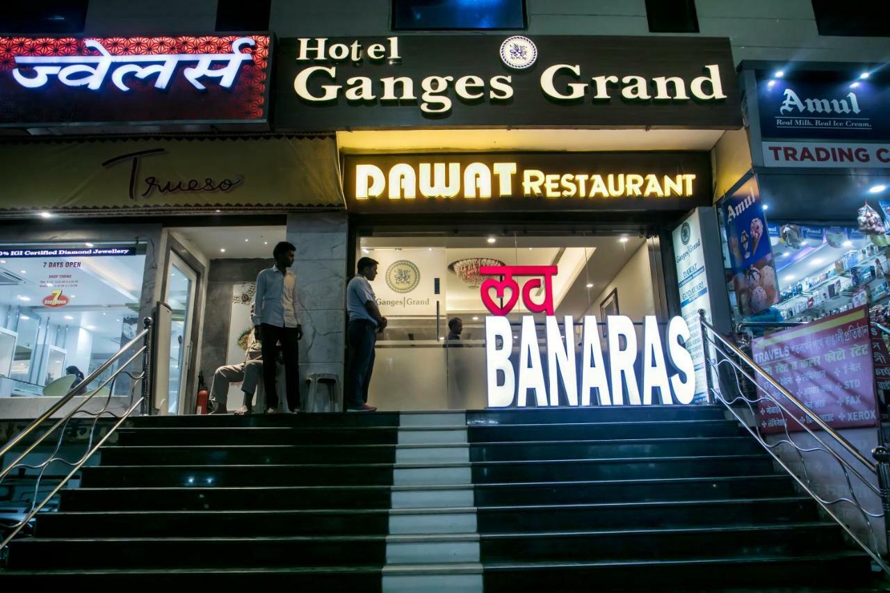 מלון ורנאסי Ganges Grand מראה חיצוני תמונה